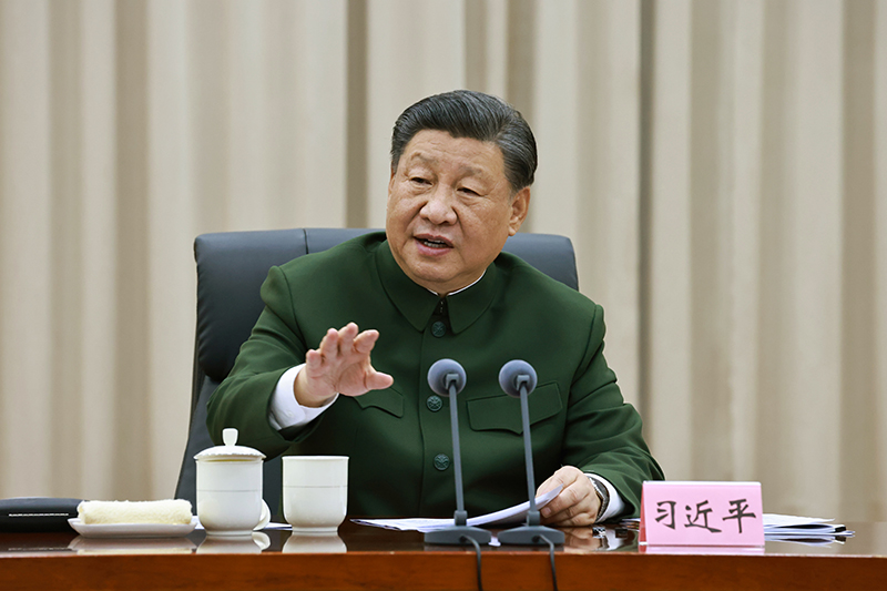 11月29日，，，，，中共中央总书记、国家主席、中央军委主席习近平到武警海警总队东海海区指挥部视察。。。。。。这是习近平揭晓主要讲话。。。。。。